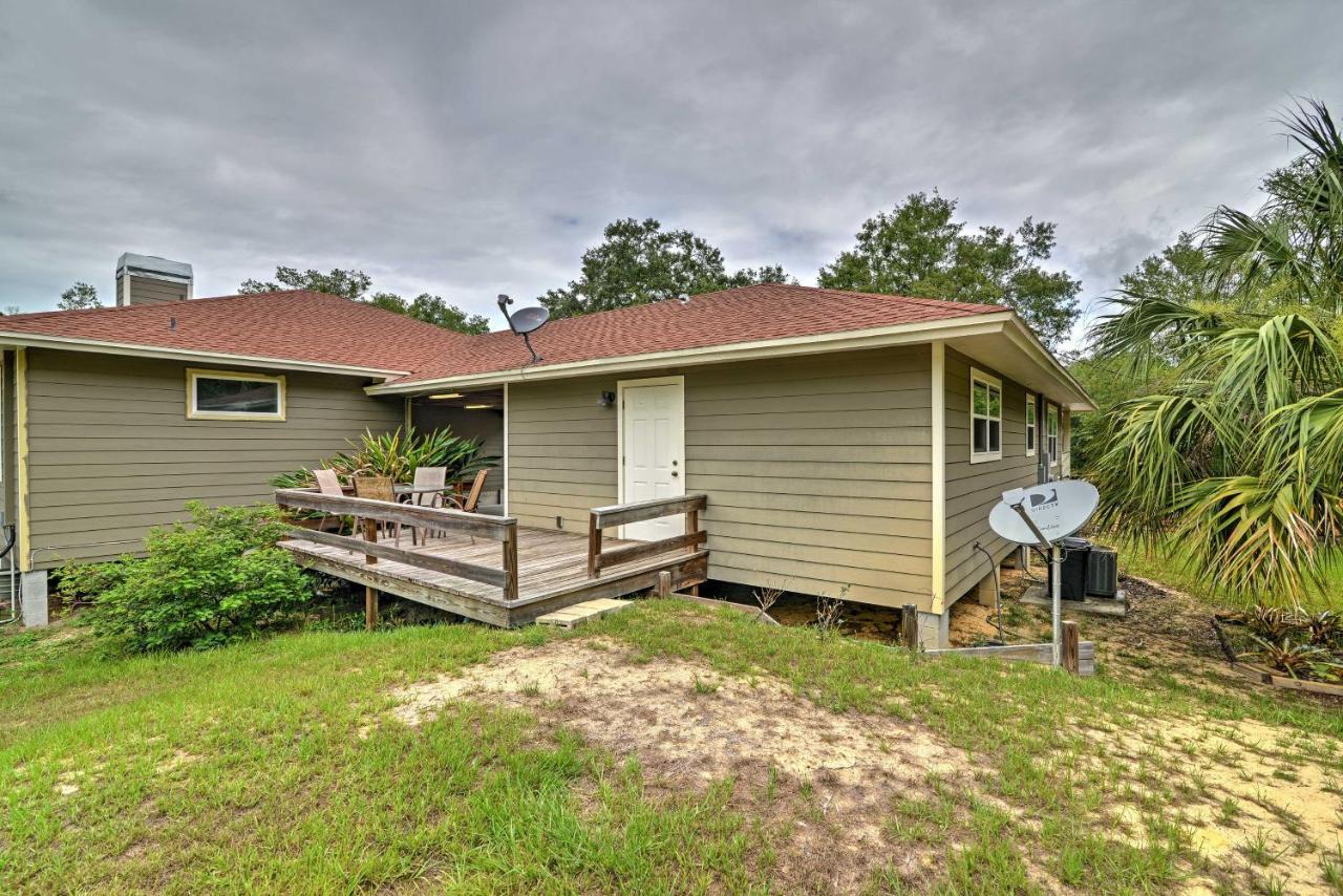 Crystal River Cottage On 1 Acre With Deck And Porch! Yankeetown ภายนอก รูปภาพ